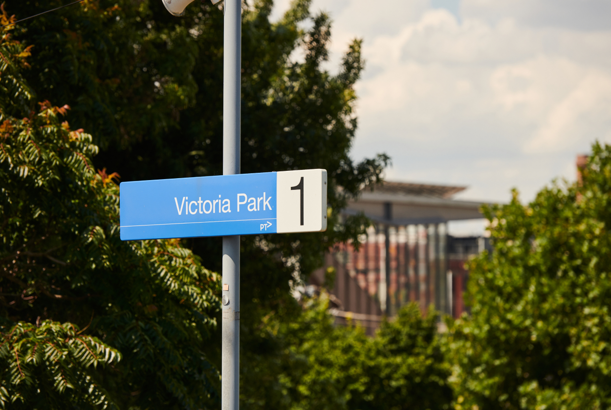 Victoria Park Station